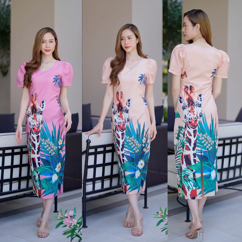 kudapy เดรสยาวสีชมพู/สีครีม ทรงเอคอวีแขนสั้น