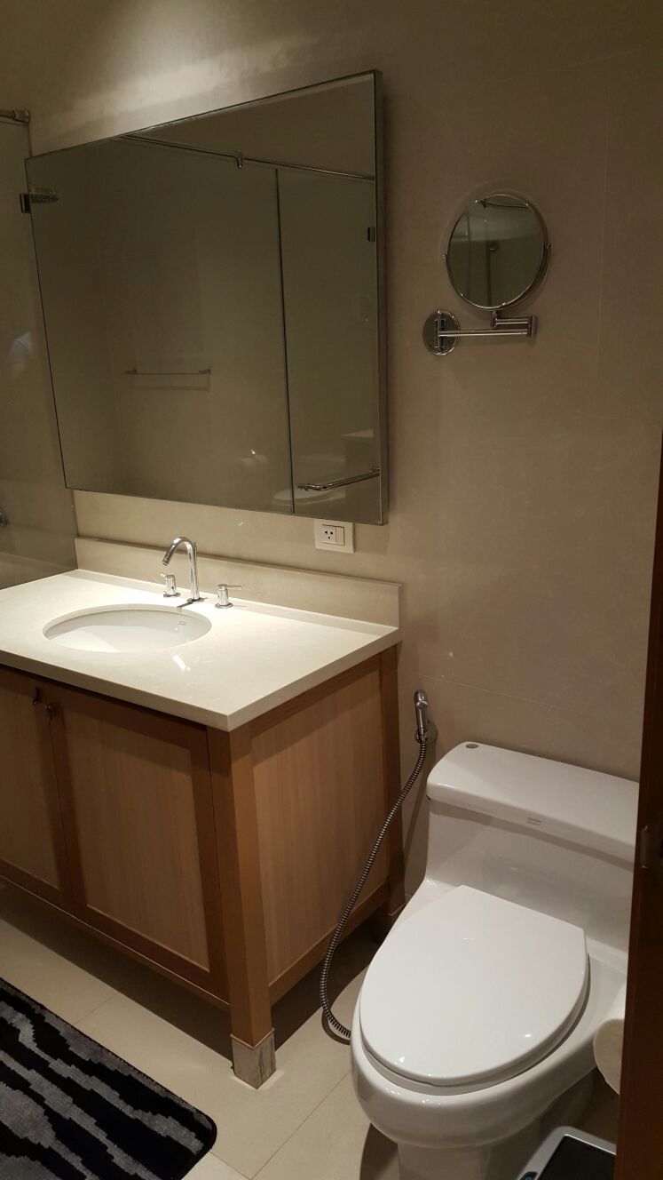 BTS Phrom Pong Condo For rent The Emporio Place (ดิ เอ็มโพริโอ เพลส) Duplex