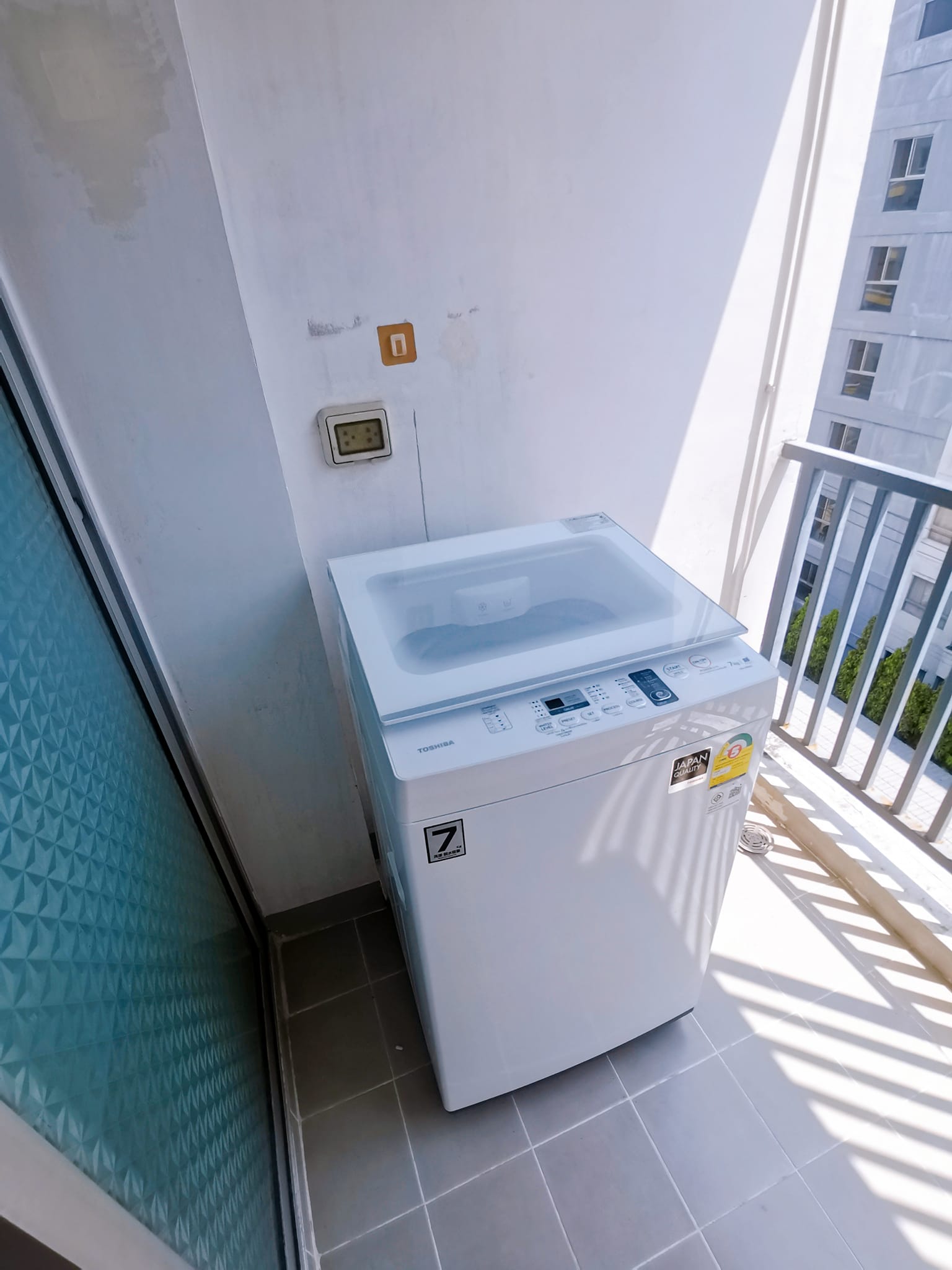 ปล่อยเช่าคอนโด เดอะ คิทท์ ติวานนท์ (The Kith Tiwanon) - 1ห้องนอน 1ห้องน้ำ 1ห้องนั่งเล่น - ใกล้ MRTห้าแยกปากเกร็ด/ตรงข้าม รร.สวนกุหลาบนนท์ - ขนาดห้อง 28 ตรม. ชั้น 6