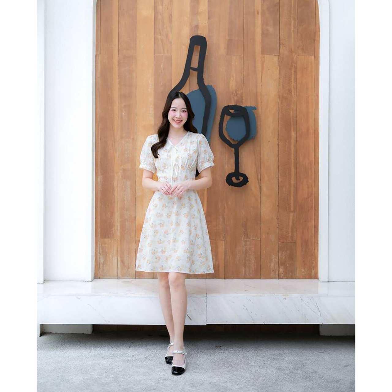 kudapy เดรสสั้นสีชมพู/สีเขียว/สีเหลือง ผ้าลายดอกแต่งโบว์2ชิ้น แขนสั้น สวยดูดี