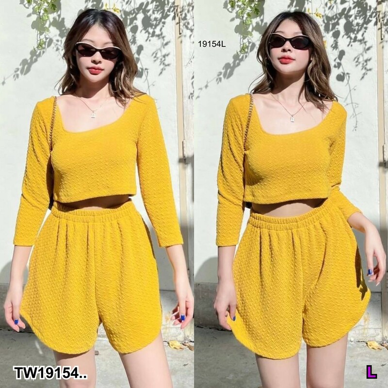 kudapy Set เที่ยวทะเล 2 ชิ้น cropแขน 3ส่วน +กางเกง Best sellers ผ้านุ่มนิ่ม ใส่สบายมว้ากก