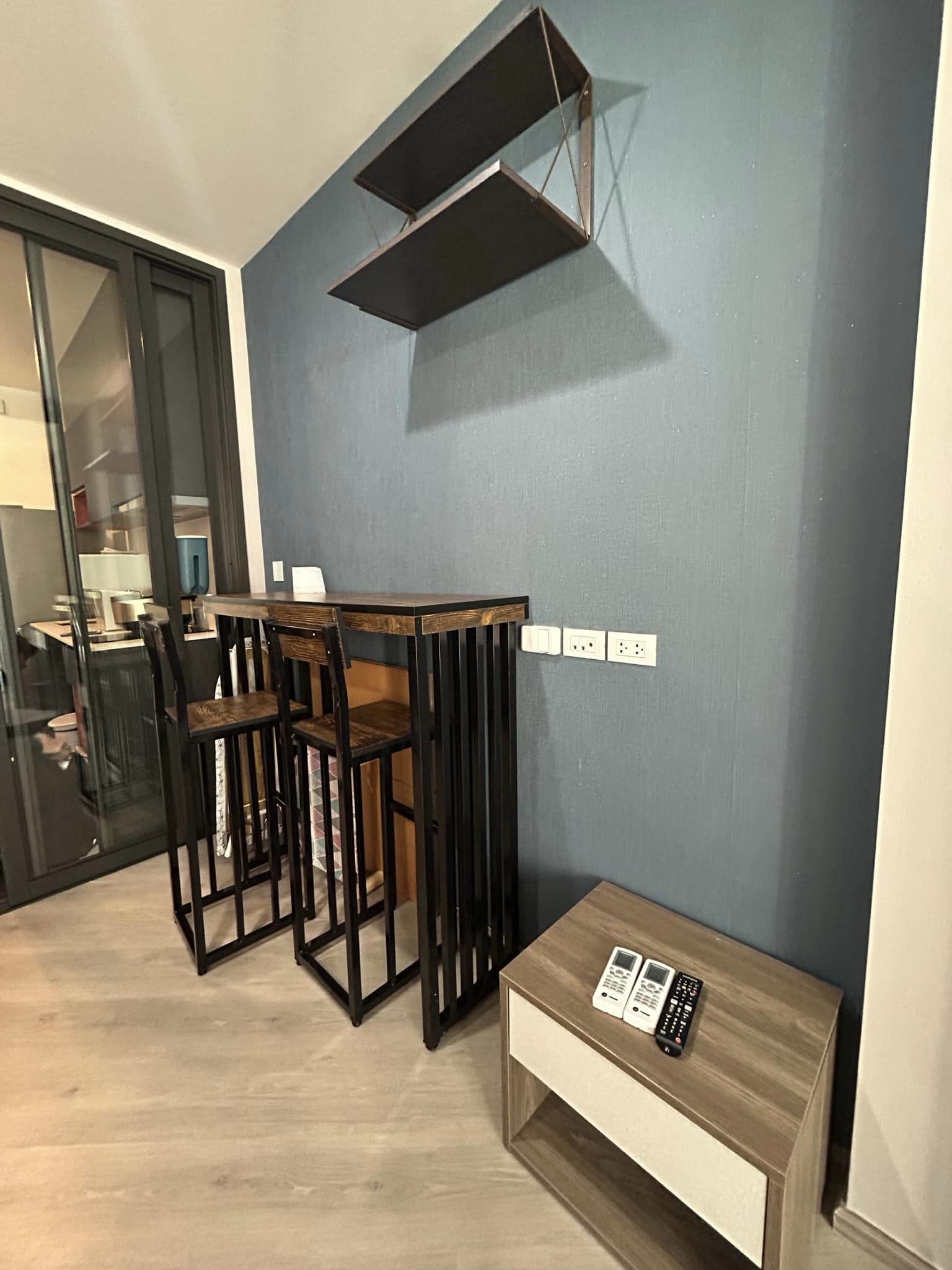 ปล่อยเช่าคอนโด เดอะ เบส สะพานใหม่ (THE BASE Saphanmai) - 1ห้องนอน 1ห้องน้ำ 1ห้องนั่งเล่น - ใกล้ BTS สายหยุด - ขนาดห้อง 34 ตรม. ชั้น 3