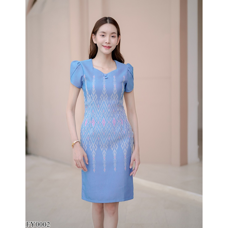 kudapy เดรสสั้นสีฟ้า/สีเขียว/สีชมพู ผ้าทอลายสวยๆ คอหัวใจ แขนกลีบบัว แต่งกระดุมปั๊มทรงสอบ สวยปังสุดๆ