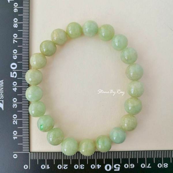สร้อยข้อมือหินหยกแท้(Green Jade)