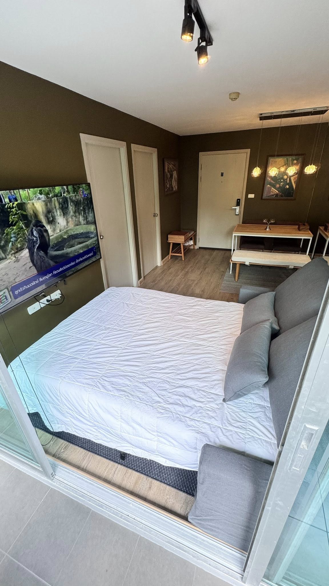 ให้เช่าคอนโด Elio Del Ray (เอลลิโอ เดลเรย์) โซน รถไฟฟ้า BTS ปุณณวิถี 2ห้องนอน / 1ห้องน้ำ ขนาดห้อง 47 ตรม. ชั้น 3 ตึก E