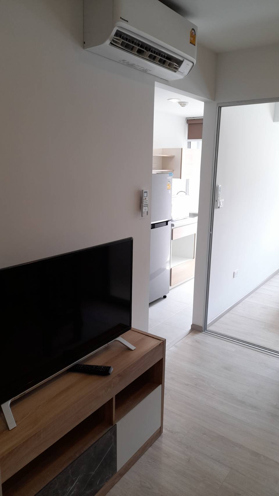 ปล่อยเช่าคอนโด SENA Kith MRT - Bangkae (เสนาคิทท์ เอ็มอาร์ที - บางแค) - เฟอร์เครื่องใช้ไฟฟ้าครบครั้น