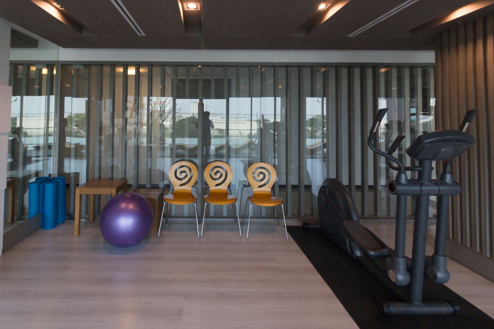 ❤️กู้เต็ม110 % ฟรีทุกค่าใช้จ่าย ค่าโอน เฟอร์นิเจอร์ เครื่องใช้ไฟฟ้า ใกล้รถไฟฟ้า❤️คอนโดหรู Duplex แจ้งวัฒนะ ใกล้เมืองทองธานี ศูนย์ราชการ ❤️Luxury Condo Chaeng wattana Muang thong thani Duplex Fully Furnished