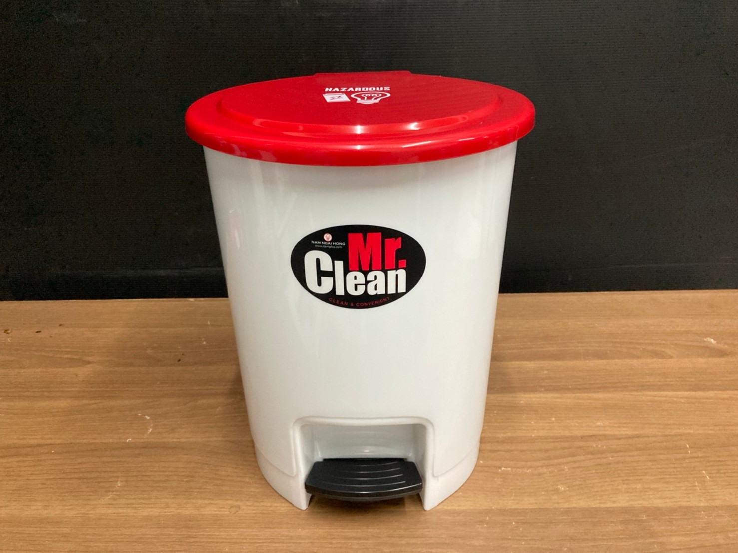 ถังขยะทรงกลม เท้าเหยียบ 12ลิตร