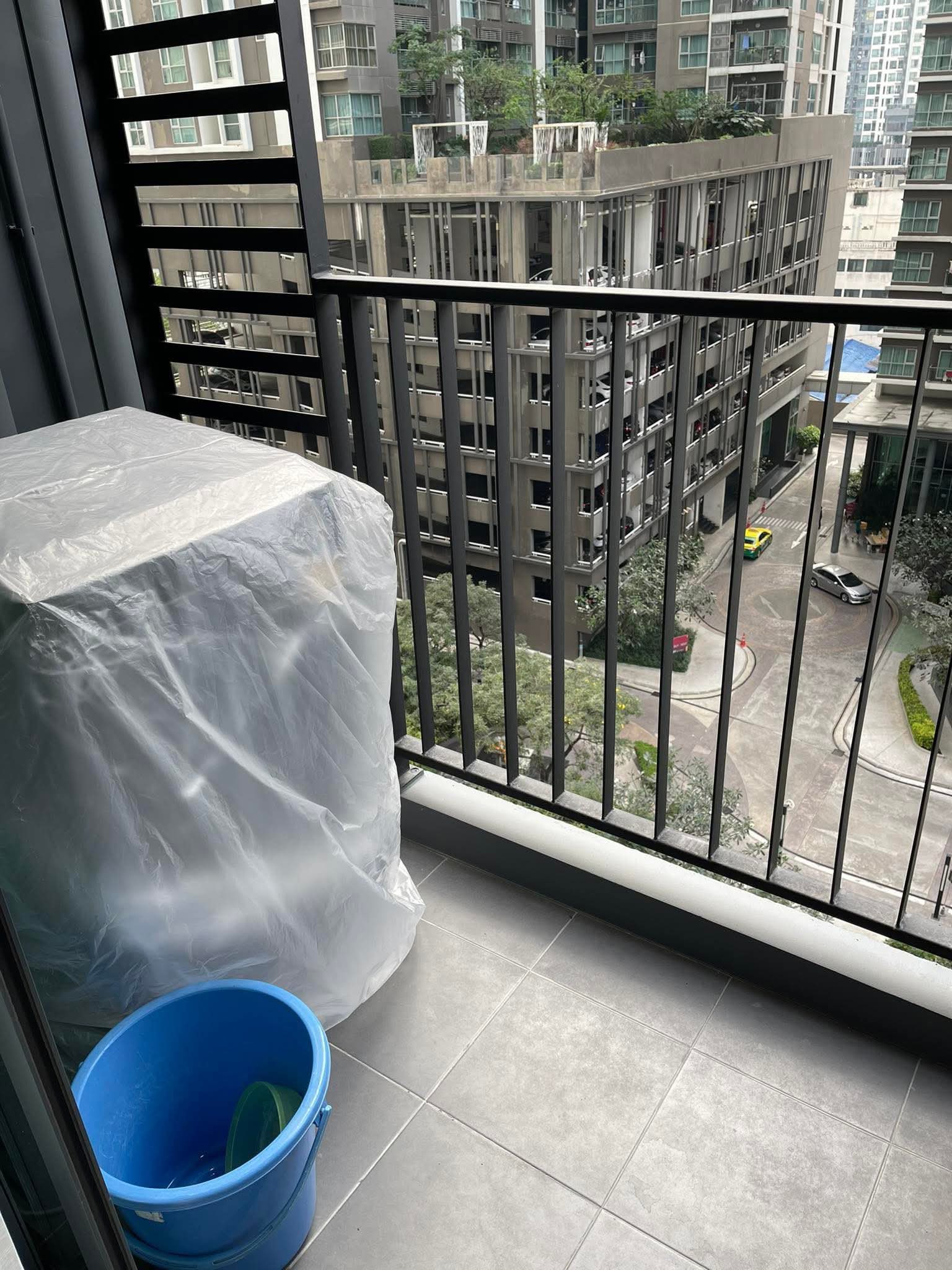 High Rise โซนพื้นที่ MRT พระราม 9 ให้เช่าห้องแบบ 1ห้องนอน 1ห้องน้ำ 1ครัวปิด คอนโด IDEO Rama 9-Asoke (ไอดีโอ พระราม 9-อโศก) ขนาดห้อง 31.5 ตรม. ชั้น 9 ให้เช่า 25,000 ต่อเดือน สัญญาขั้นต่ำ 1 ปี