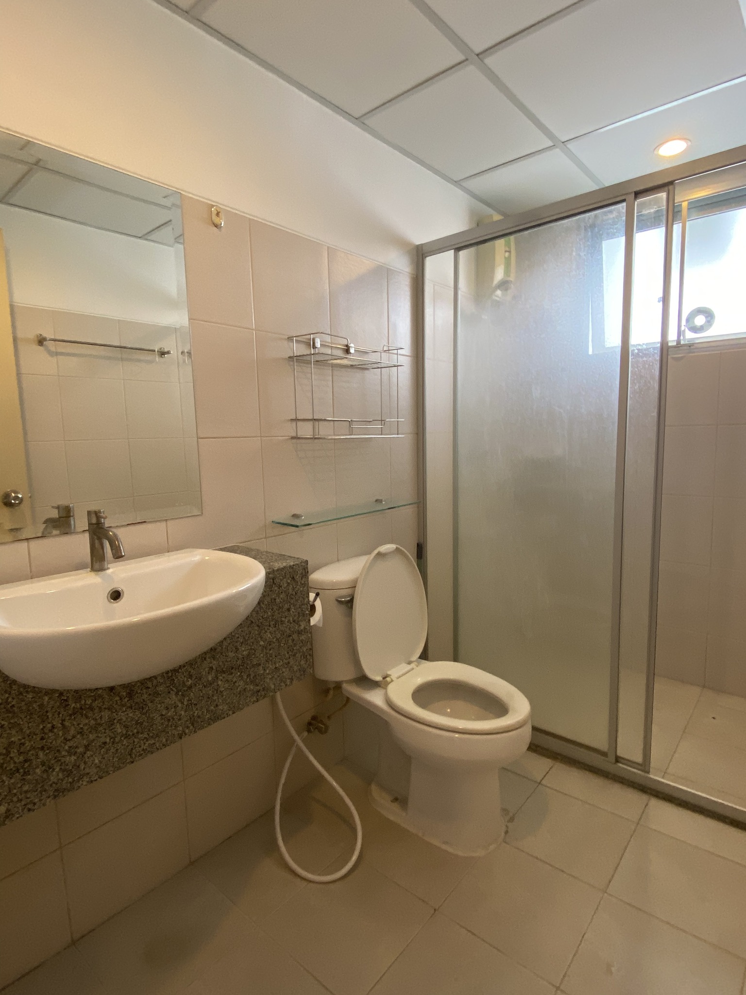 ปล่อยเช่าคอนโด Supalai Park Kaset (ศุภาลัย ปาร์ค เกษตร) - 2ห้องนอน 1ห้องน้ำ 1ห้องนั่งเล่น - ใกล้ BTS เกษตร เสนานิคม - ขนาดห้อง 92 ตรม. ชั้น 6 ที่จอดรถ 2 คัน