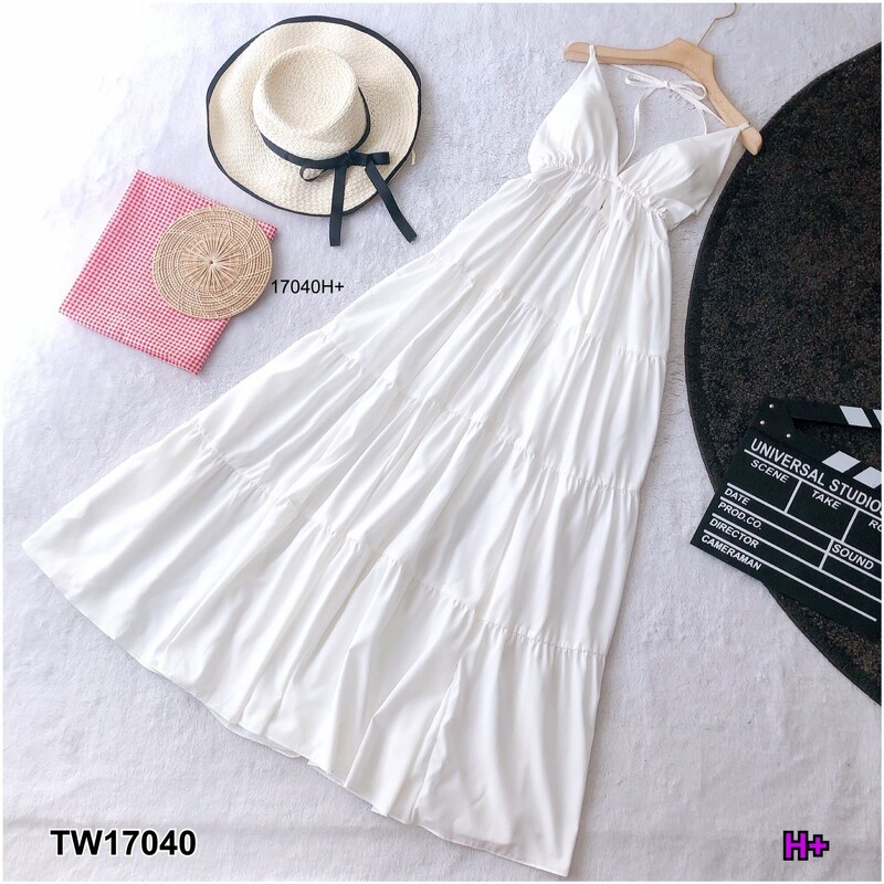 kudapy แม็กซี่เดรสสีบานเย็น น้ำตาล สายเดี่ยวผูกคอยาว เนื้อผ้าไหมอิตาลี่ มีเชือกผูกหลัง อกเสริมฟองน้ำ ใส่ไปเที่ยว