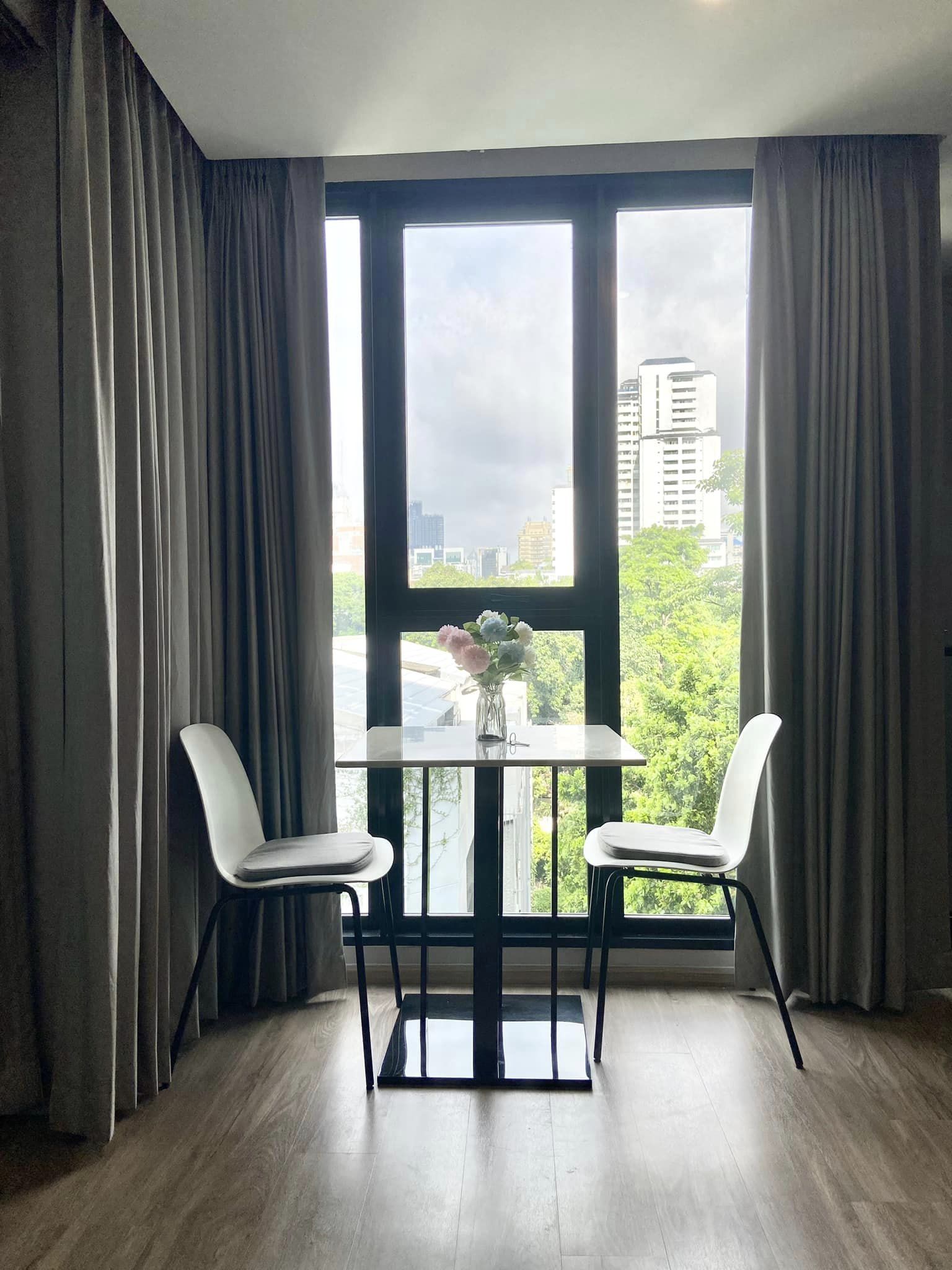 ปล่อยเช่าคอนโด The Teak Sukhumvit 39 (เดอะ ทีค สุขุมวิท 39) - 1ห้องนอน 1ห้องน้ำ - ใกล้ BTS พร้อมพงษ์ / MRT เพชรบุรี - ขนาดห้อง 30 ตรม. ชั้น 5