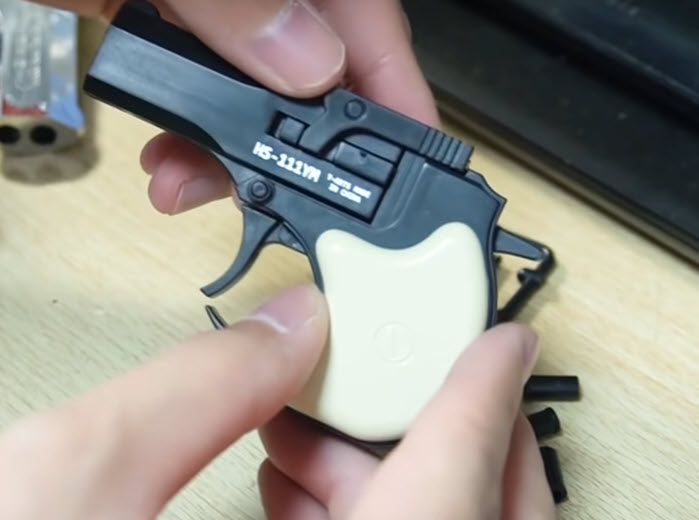 4904790878046 gasha ปืนสั้น+ไรเฟิล (set of 8) (fs)