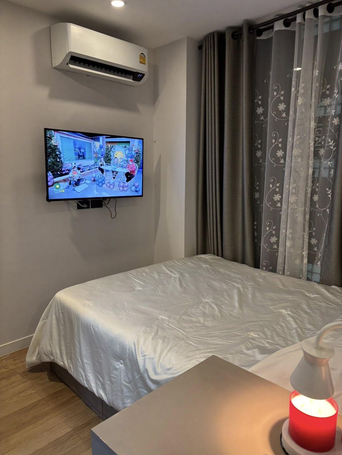 ให้เช่าคอนโด Groove Ratchada - Rama 9 (กรู๊ฟ รัชดา - พระราม 9) 1ห้องนอน / 1ห้องน้ำ ขนาดห้อง 24 ตรม. ชั้น 2 ค่าเช่า 15,500 ต่อเดือน รถไฟฟ้า MRT พระราม 9