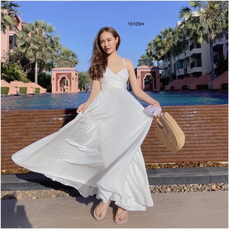 kudapy เดรสยาวสีฟ้า/สีขาว สายเดี่ยวผูกโบว์หลัง ผ้าไหมอิตาลี่ สีพื้น กระโปรงทรงบานฟรีไซต์สุดๆ