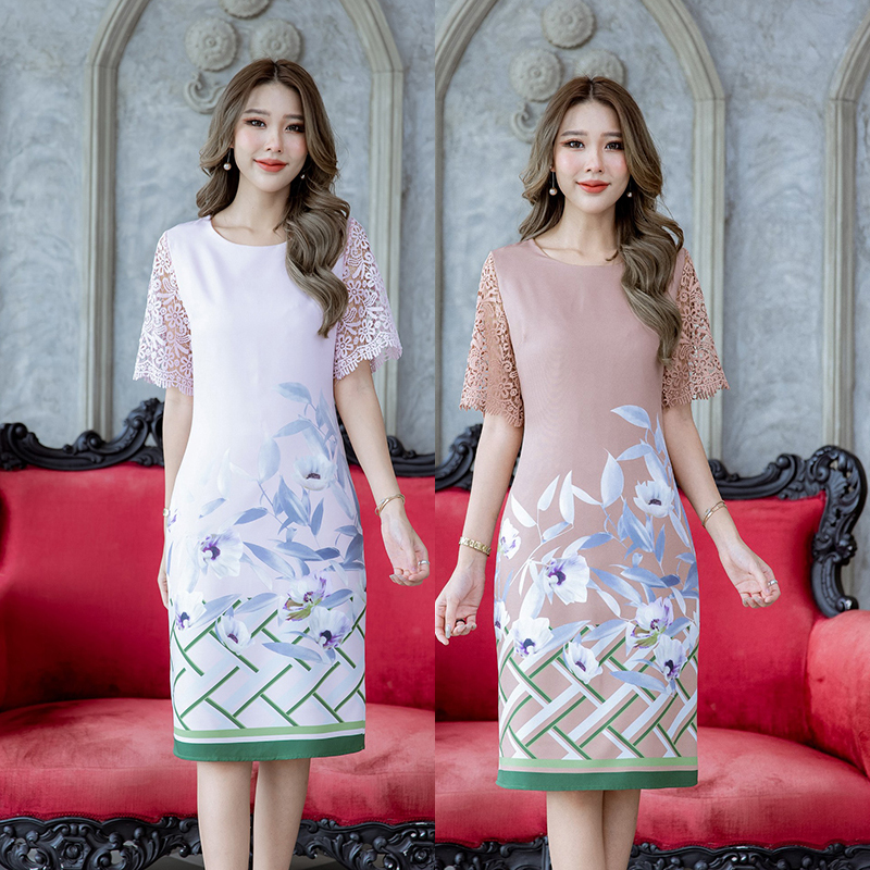 kudapy เดรสสั้นสีชมพูอ่อน/สีน้ำตาล/แดงเลือดหมู ผ้าพิมพ์ ดีเทลช่วงแขนเป็นงานผ้าลูกไม้ทอลายเนื้อดี