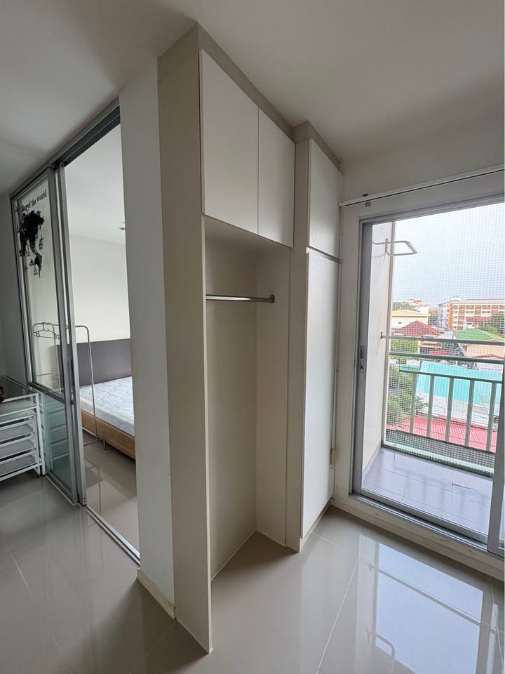 High Rise โซนพื้นที่ นวมินทร์ ให้เช่าห้องแบบ 1ห้องนอน 1ห้องน้ำ คอนโด Lumpini Park Nawamin-Sriburapha (ลุมพินี พาร์ค นวมินทร์ – ศรีบูรพา) ขนาดห้อง 22 ตรม. ชั้น 5 ตึก B1