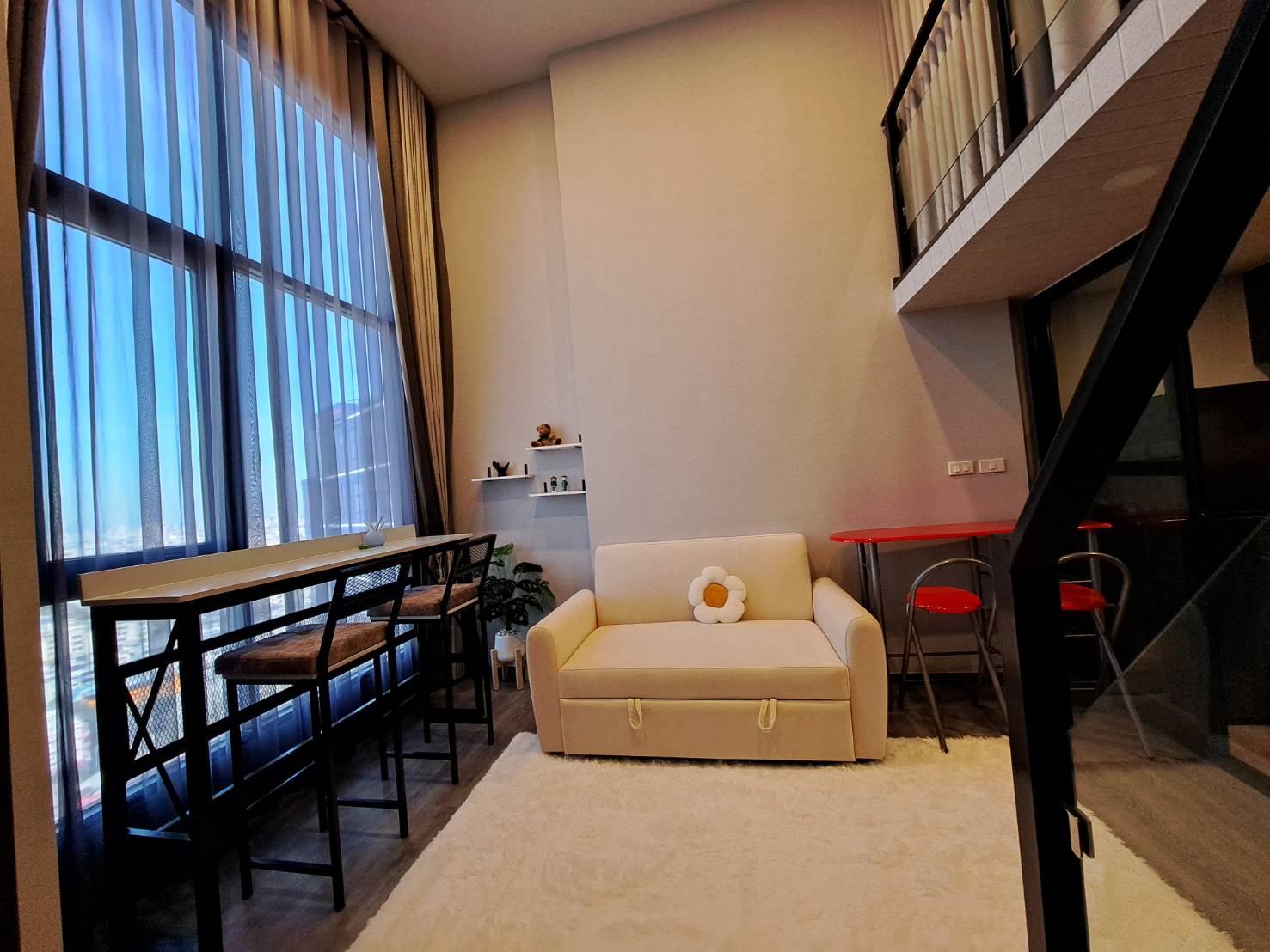 ปล่อยเช่า The Origin Ladprao - Bangkapi (ดิ ออริจิ้น ลาดพร้าว - บางกะปิ) - โซนพื้นที่ MRT บางกะปิ Duplex2ชั้น 1ห้องนอน 1ห้องน้ำ 1ห้องนั่งเล่น - ขนาดห้อง 35 ตรม. ชั้น 22 - ให้เช่า 21,000 ต่อเดือน