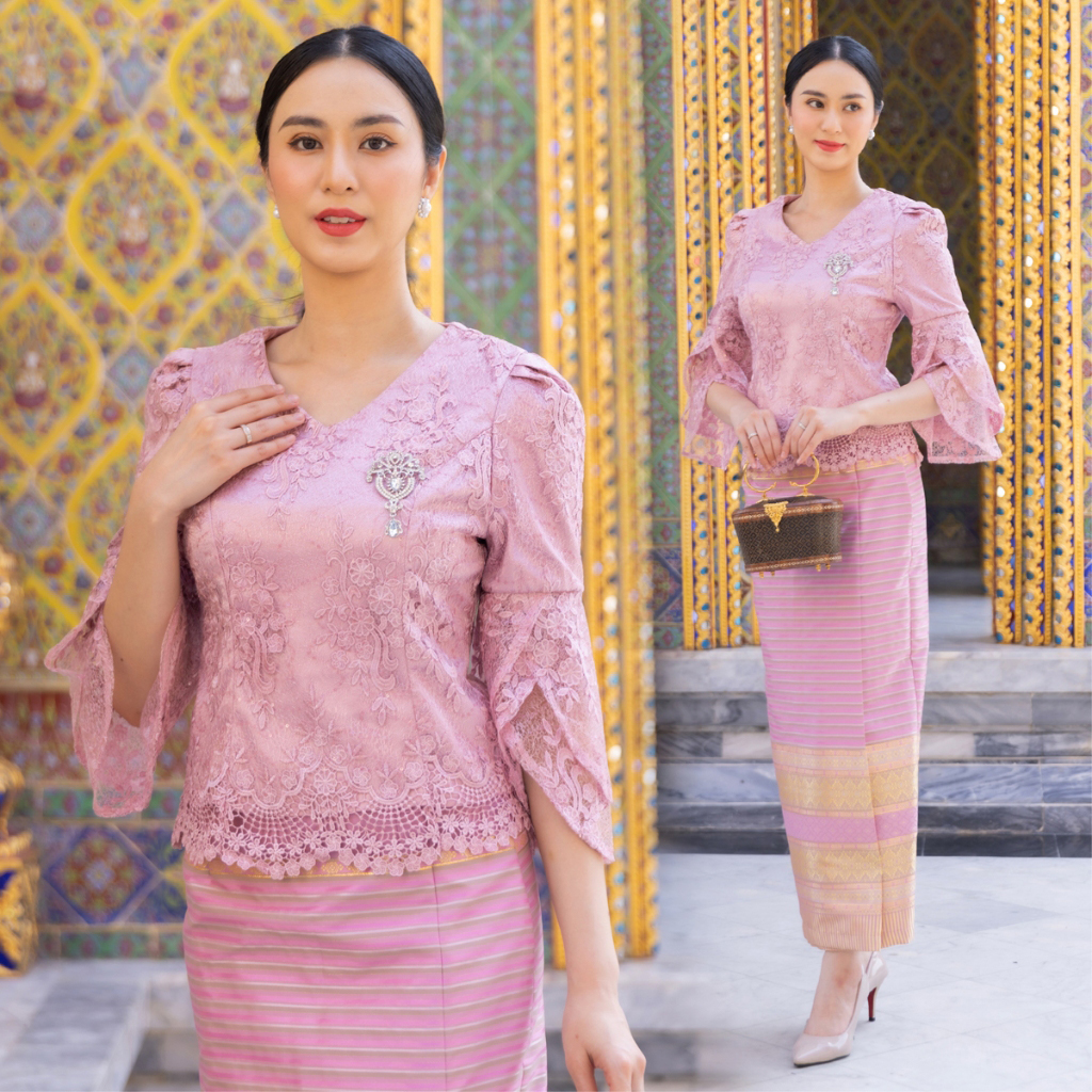 kudapy เซทเสื้อลูกไม้แดงขลิบชมพูใยบวบทรงแขนระบายดอกลอย ผ้าถุงผ้าไหมแพรวากาฬสินทร์