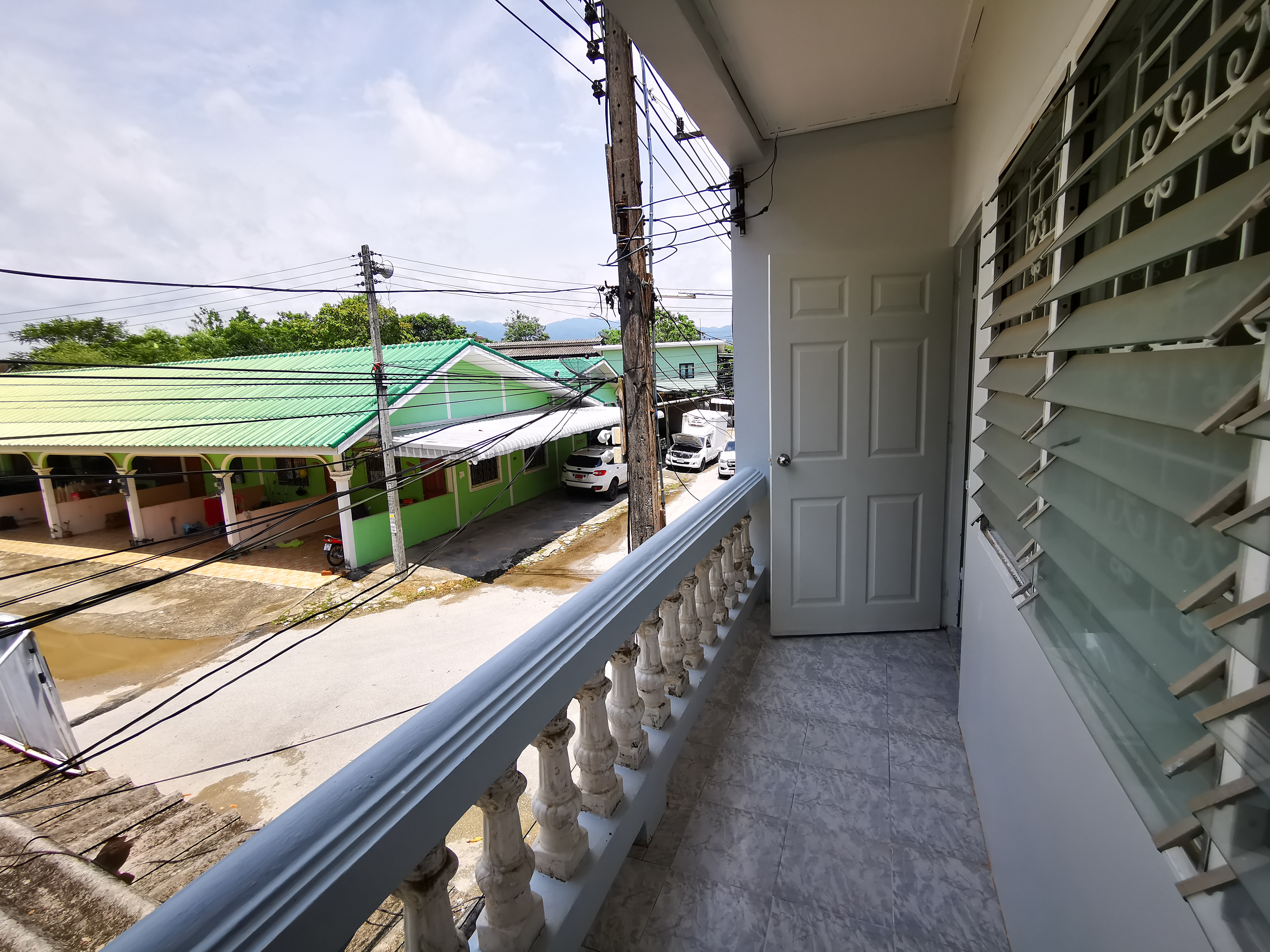 ขายบ้านพลอยสยาม 2ชั้น ดาวน์ 0 กู้ 100 กู้ไม่ผ่าน ผ่อนตรงบริษัทได้ ใกล้แยกศักดิ์ชัย เซ็นทรัล โรบินสัน ตลาดพลอย จันทบุรี ตกแต่งใหม่ ฟรีเฟอร์นิเจอร์ Townhouse Near Robinson Gems Market Chanthaburi renovated free furniture