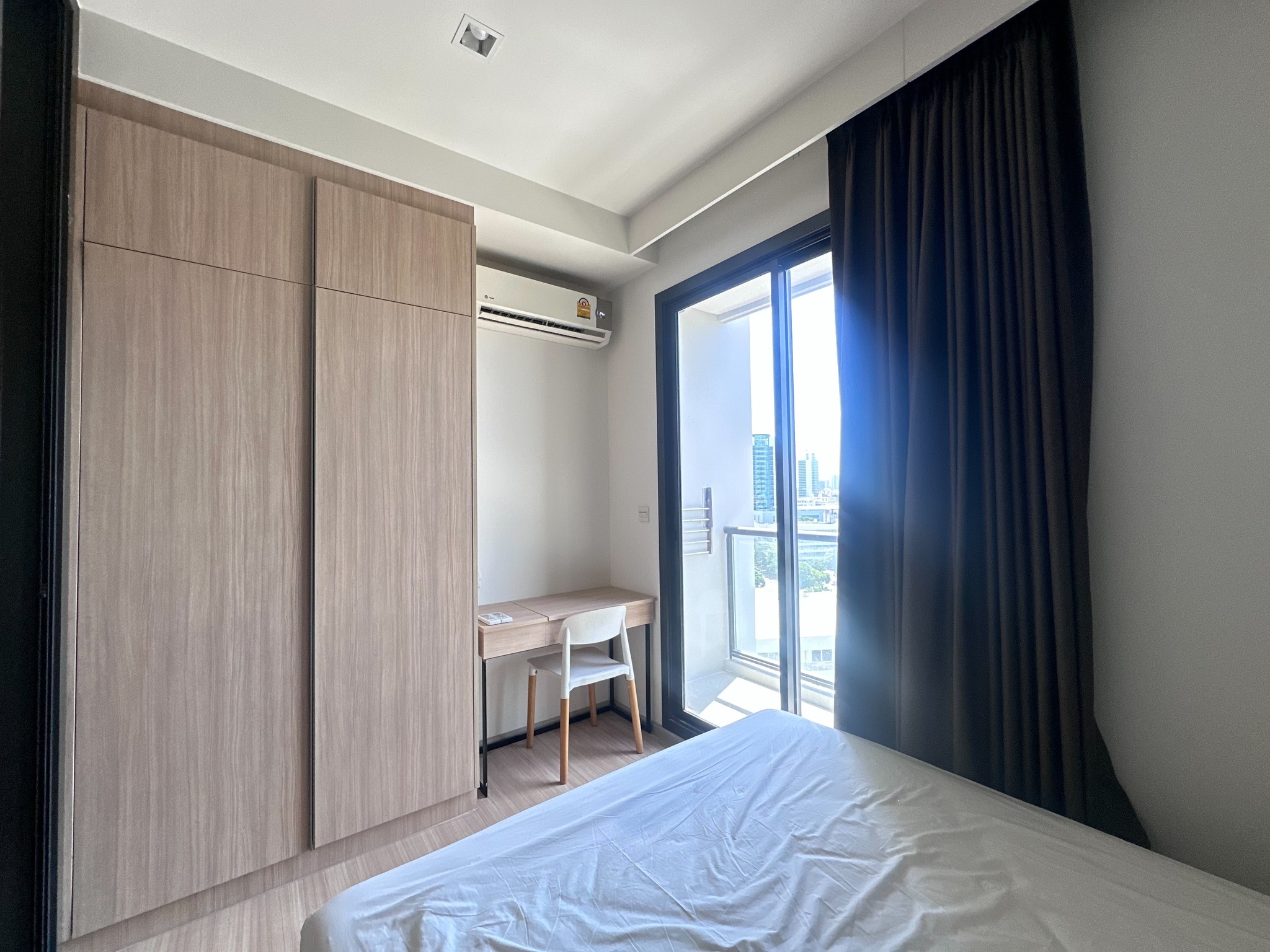 เลี้ยงสัตว์ได้คอนโด M Jatujak (เอ็ม จตุจักร) High Rise โซนพื้นที่ MRT จตุจักร BTS หมอชิต ให้เช่าห้องแบบ 1ห้องนอน 1ห้องน้ำ ขนาดห้อง 30 ตรม.