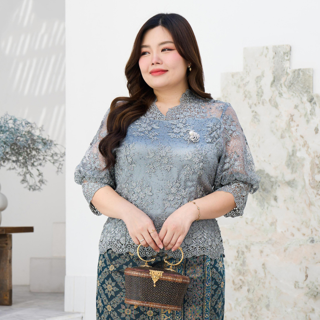 kudapy เซ็ท เสื้อลูกไม้ใยบวบสีม่วง+ผ้าถุงผ้าฝ้ายทอลายบุพเพสันนิวาสสำเร็จรูปอัดกาวอย่างดี