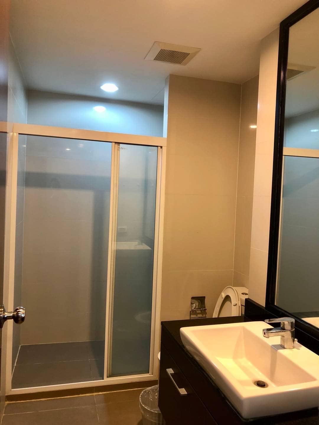 ปล่อยเช่าคอนโด THE LINE Phahonyothin Park (เดอะ ไลน์ พหลโยธิน พาร์ค) - 1ห้องนอน 1ห้องน้ำ 1ห้องนั่งเล่น - ใกล้ BTS ห้าแยกลาดพร้าว - ขนาดห้อง 45 ตรม. ชั้น 12 ตึก A