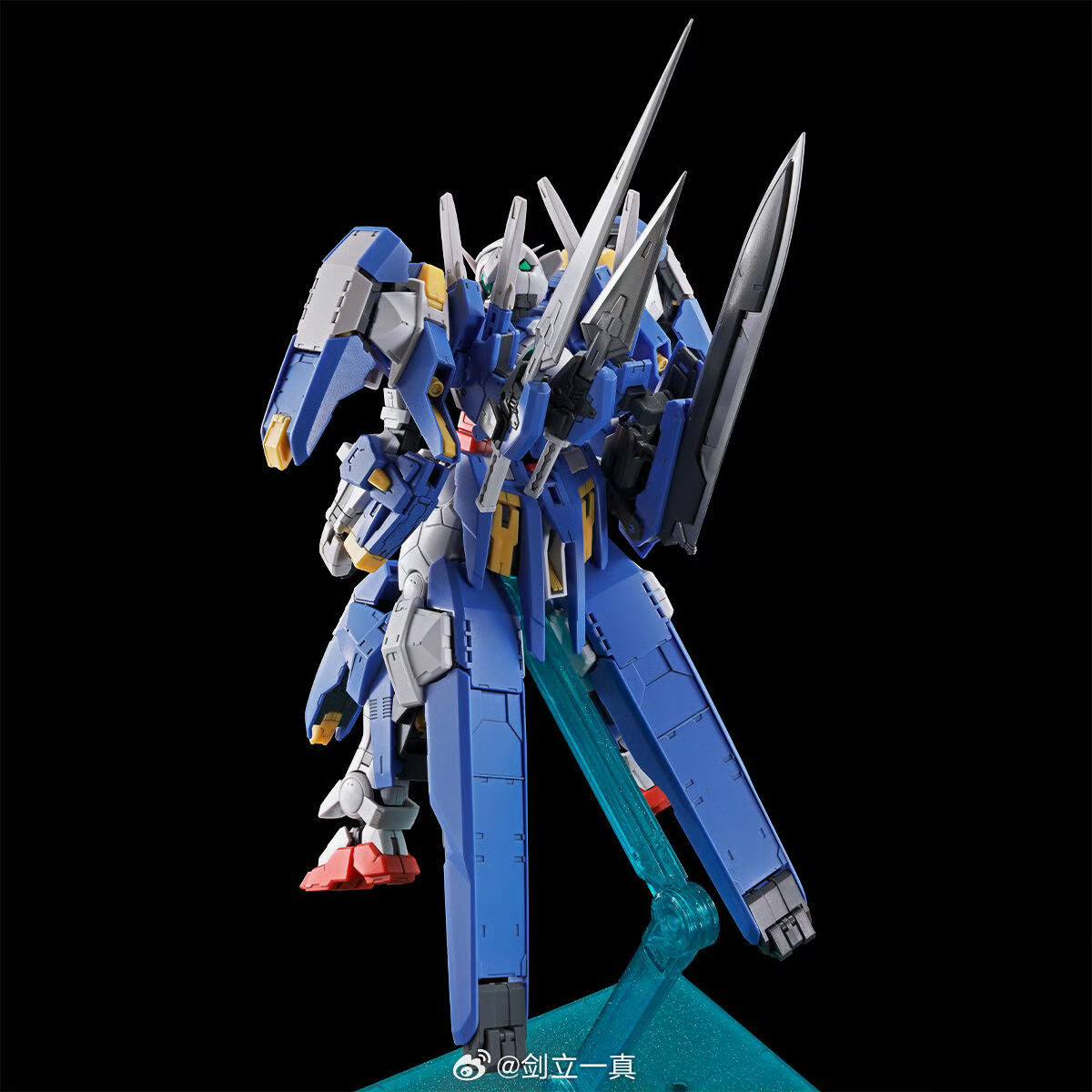Bandai 4573102686077 p bandai rg avalanche exia