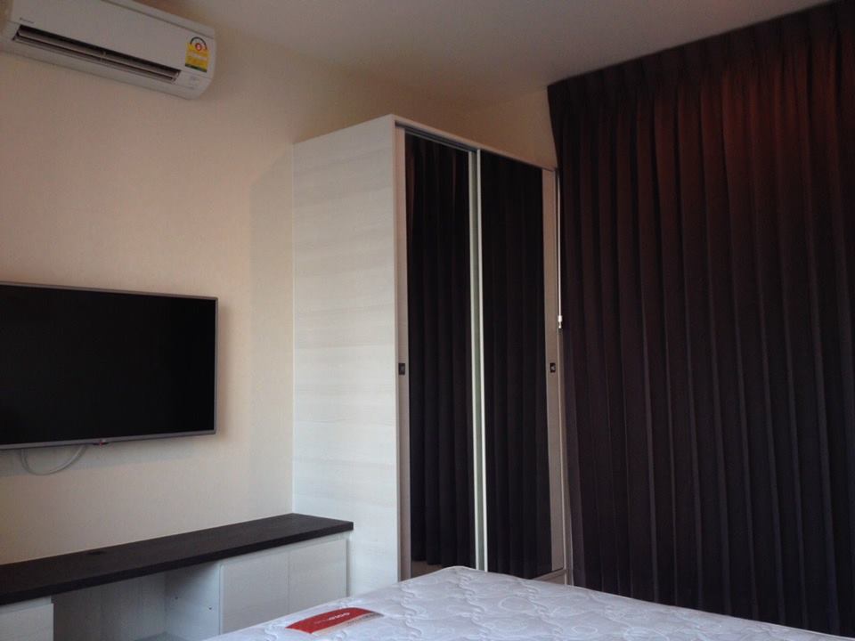 ขาย Life Ratchadapisek (ไลฟ์ รัชดาภิเษก) ฟรีภาษีโอน