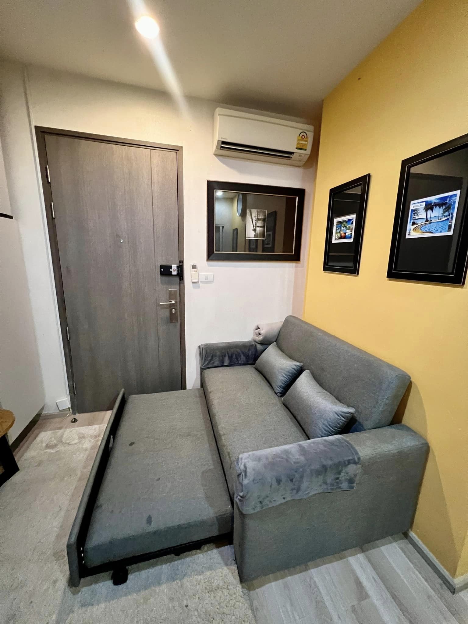 ปล่อยเช่าคอนโด Centric Ratchada-Huai Khwang (เซ็นทริค รัชดา-ห้วยขวาง) - 1ห้องนอน 1ห้องครัว 1ห้องน้ำ 1ห้องนั่งเล่น - ใกล้ MRT ห้วยขวาง - ขนาดห้อง 30 ตรม. ชั้น 17