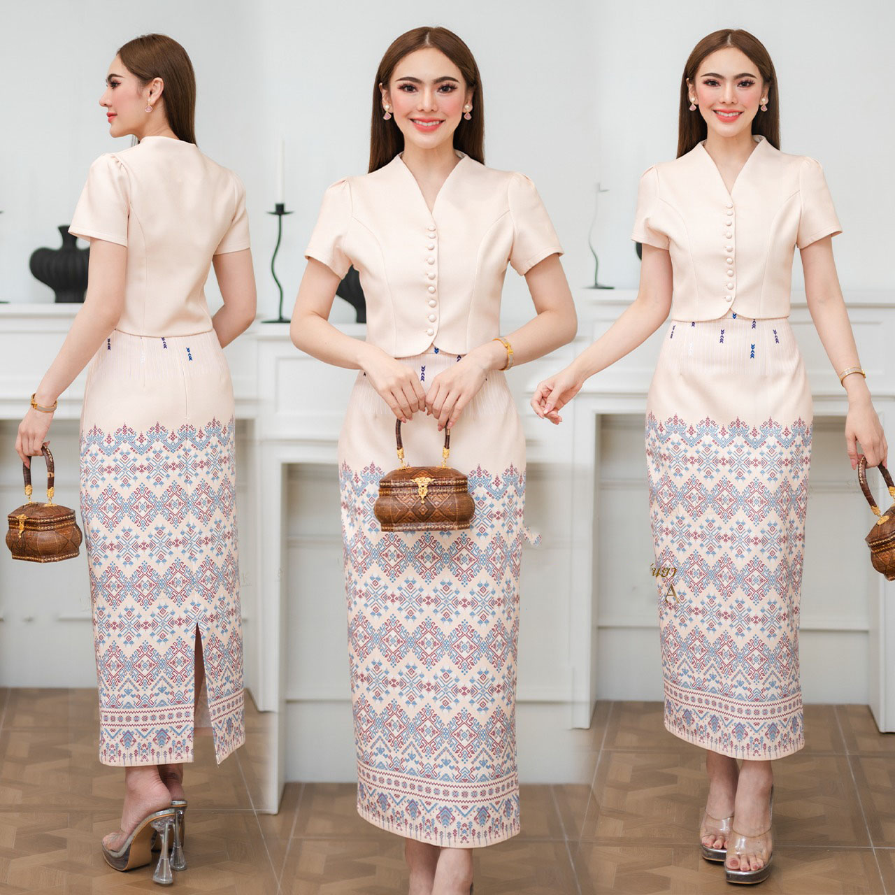 kudapy Set 2 ชิ้น (เสื้อ+กระโปรงยาว)งานผ้าโพลีเอสเตอร์งานพิมพ์ลาย เนื้อผ้าอัดกาว ตัวเสื้อคอวี แต่งกระดุมหลอก ตัวกระโปรงผ่าหลังเล็กน้อย