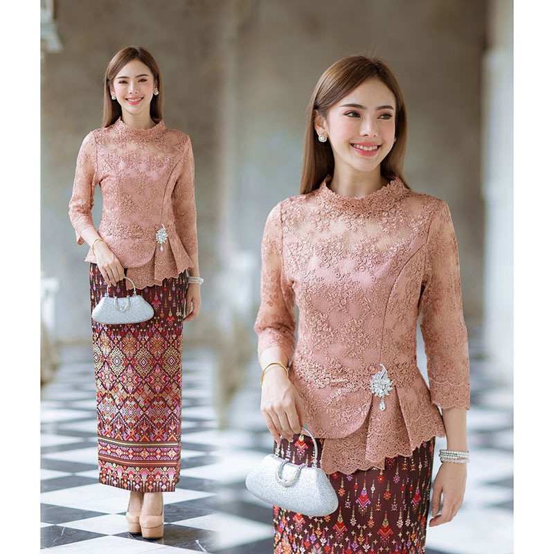 kudapy เสื้อผ้าลูกไม้สีขาว/สีม่วง/สีน้ำตาล มีซิปหลังสวมใส่ง่าย+ผ้าถุงงานทอลายละเอียดทั้งตัว