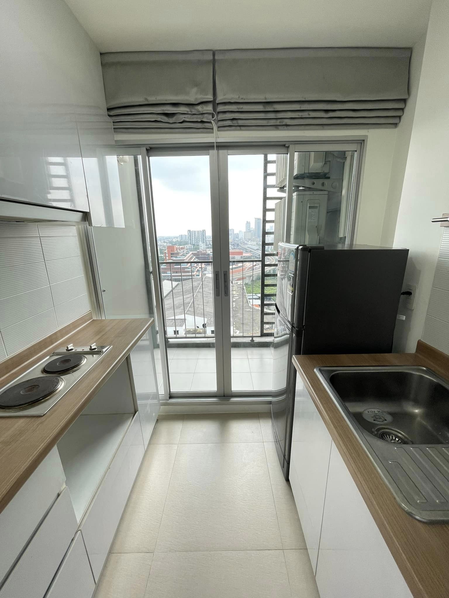 ให้เช่า ยู ดีไลท์ รัตนาธิเบศร์ ห้องพร้อมเข้าอยู่ Add line: Smile-easy