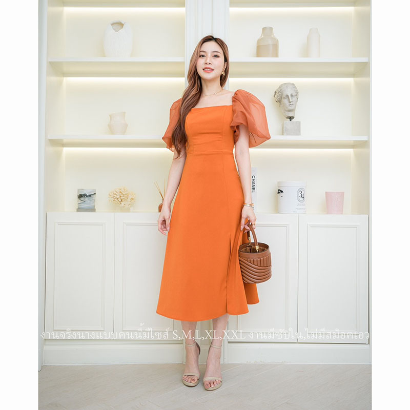 kudapy เดรสสั้นสีชมพู/สีสัม เดรสออกงานแนวมินิมอล เรียบหรูดูแพง รุ่นนี้ใส่เป็นทรงปาดไหล่ปิดต้นแขน หรือแขนพองตุ๊กตาก็น่ารัก