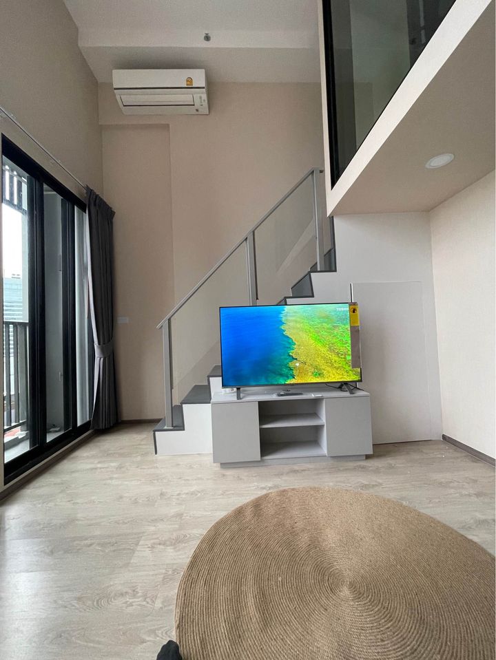 ปล่อยเช่าคอนโด SOHO Bangkok Ratchada (โซโห แบงค็อก รัชดา) - Duplex 1ห้องนอน 1ห้องนั่งเล่น 1ห้องน้ำ - ใกล้ MRTห้วยขวาง - ขนาดห้อง 39 ตรม. ชั้น 12A