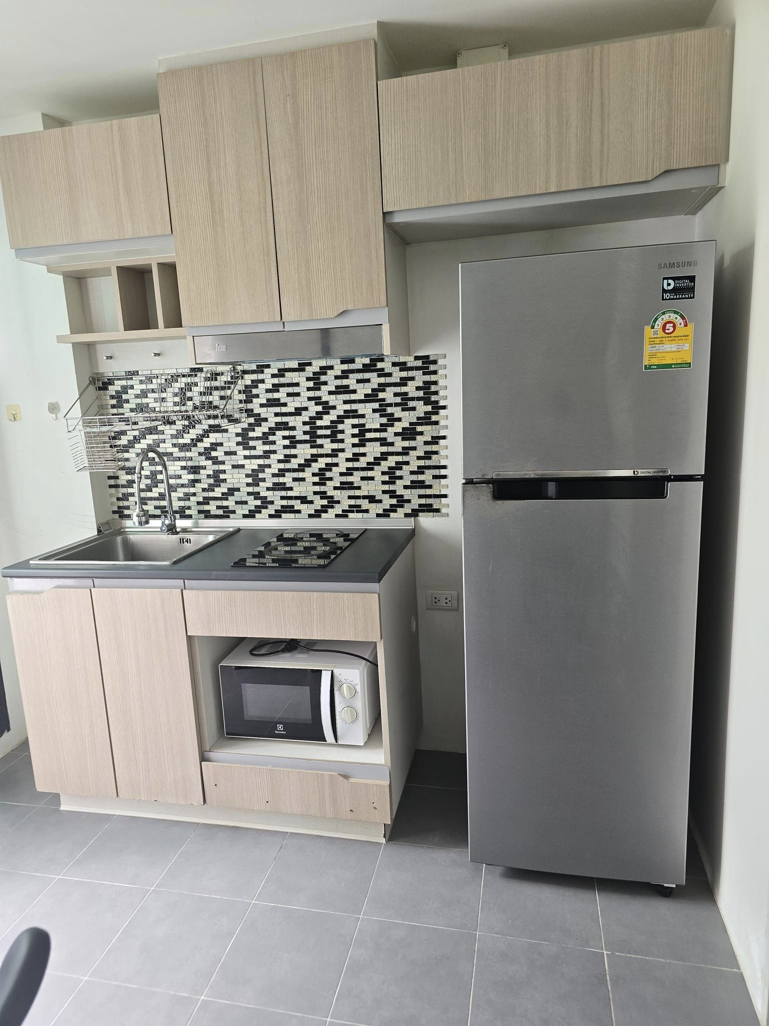 ปล่อยเช่าคอนโด Niche Mono Sukhumvit 50 (นิช โมโน สุขุมวิท 50) - 1ห้องนอน 1ห้องน้ำ 1ห้องนั่งเล่น - ใกล้ BTSอ่อนนุช - ขนาดห้อง 28 ตรม. ชั้น 3 ตึก A