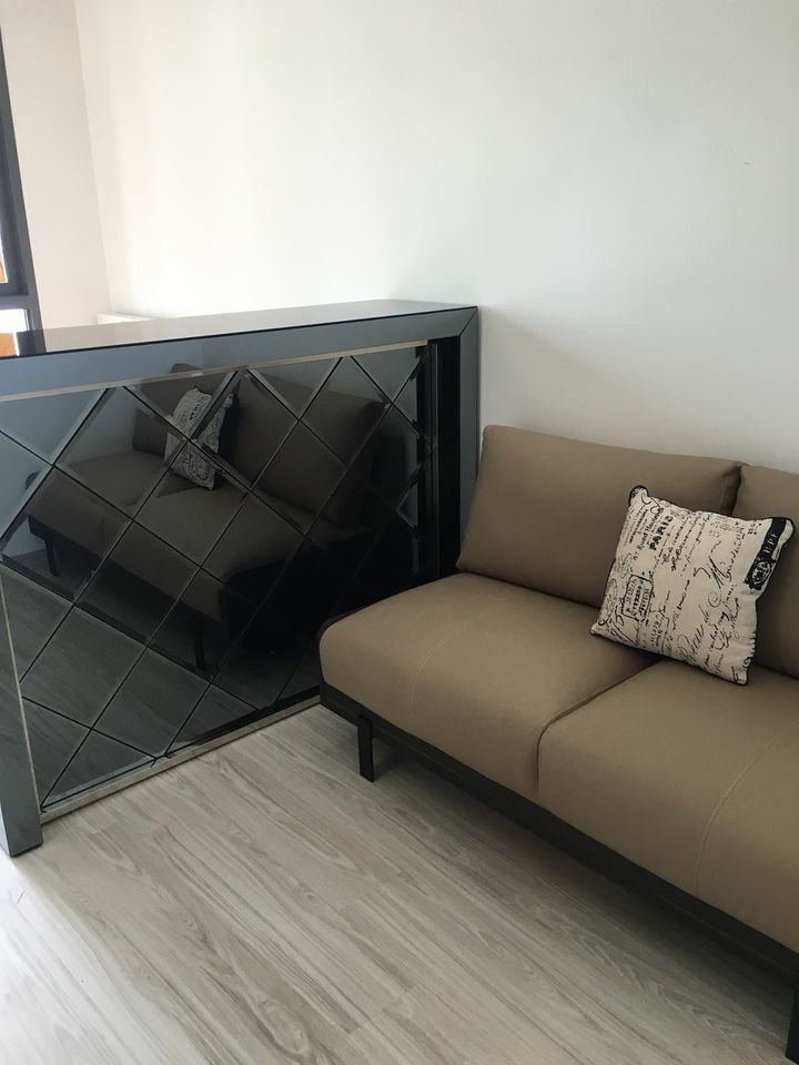 สนใจชมห้องติดต่อได้เลย Line ID: Smile-easy ปล่อยเช่าคอนโด IDEO MOBI Sukhumvit Eastgate (ไอดีโอ โมบิ สุขุมวิท อีสท์เกต) - Studio 1ห้องน้ำ 1ห้องนั่งเล่น - ใกล้ BTS บางนา - ขนาดห้อง 24 ตรม. ชั้น 28