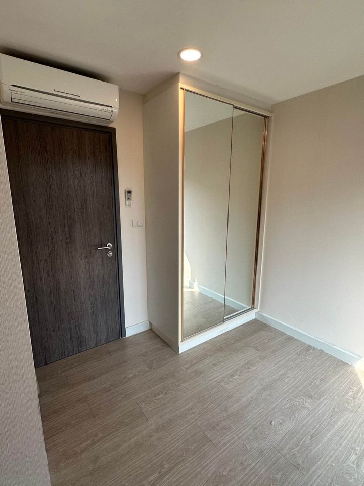 ปล่อยเช่าคอนโด เมโทรลักซ์ โรสโกลด์ พหลฯ-สุทธิสาร (Metro Luxe Rose Gold Phahol-Sutthisan) - 2ห้องนอน 2ห้องน้ำ 1ห้องครัว 1ห้องนั่งเล่น - ใกล้ BTSสะพานควาย - ขนาดห้อง 53 ตรม. ชั้น 8 ตึก A