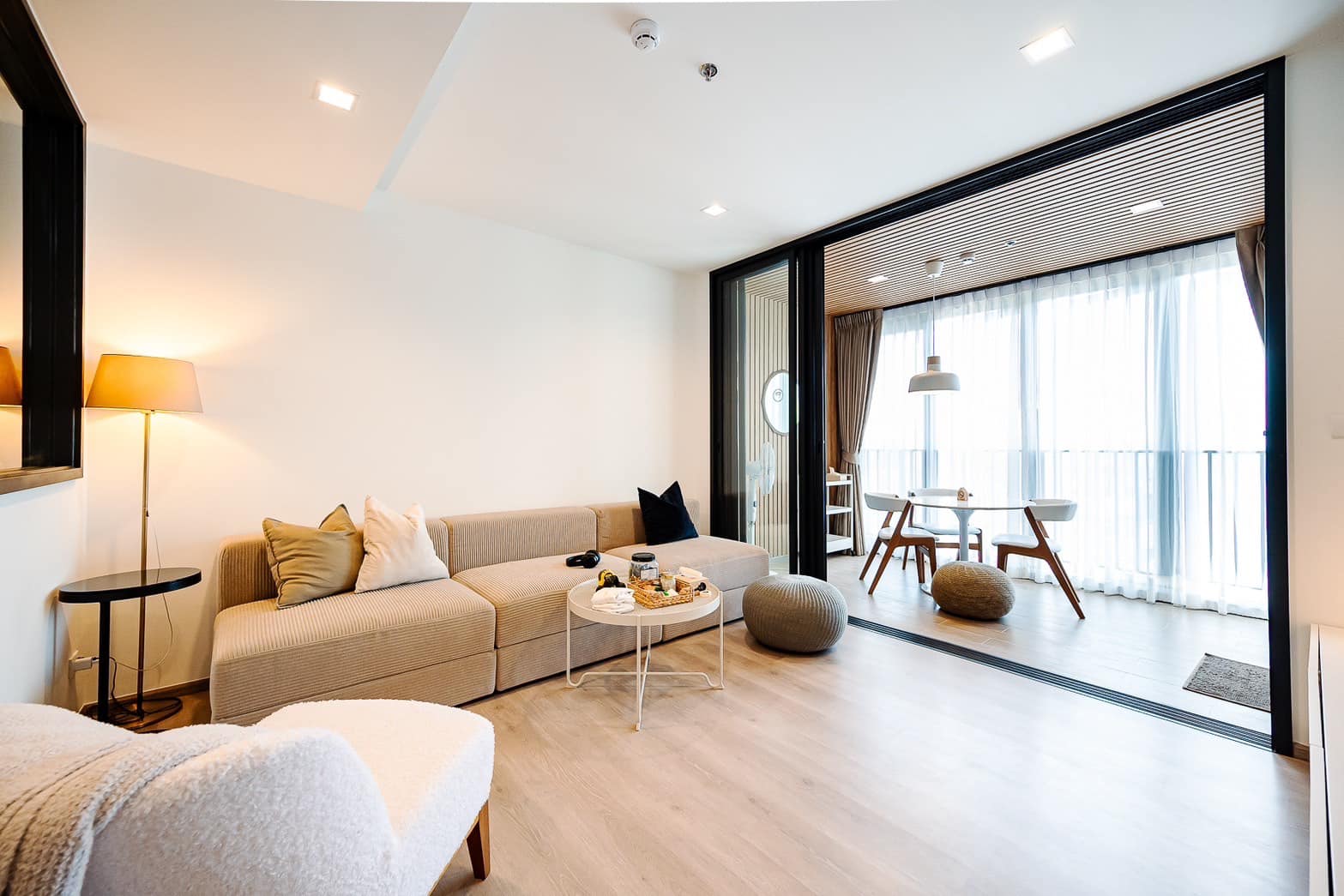 ปล่อยเช่าคอนโด THE LINE Phahonyothin Park (เดอะ ไลน์ พหลโยธิน พาร์ค) - Duplex 2ห้องนอน 2ห้องน้ำ 1ห้องนั่งเล่น 1ห้องครัว - ใกล้ BTS ห้าแยกลาดพร้าว - ขนาดห้อง 83 ตรม. ชั้น 23