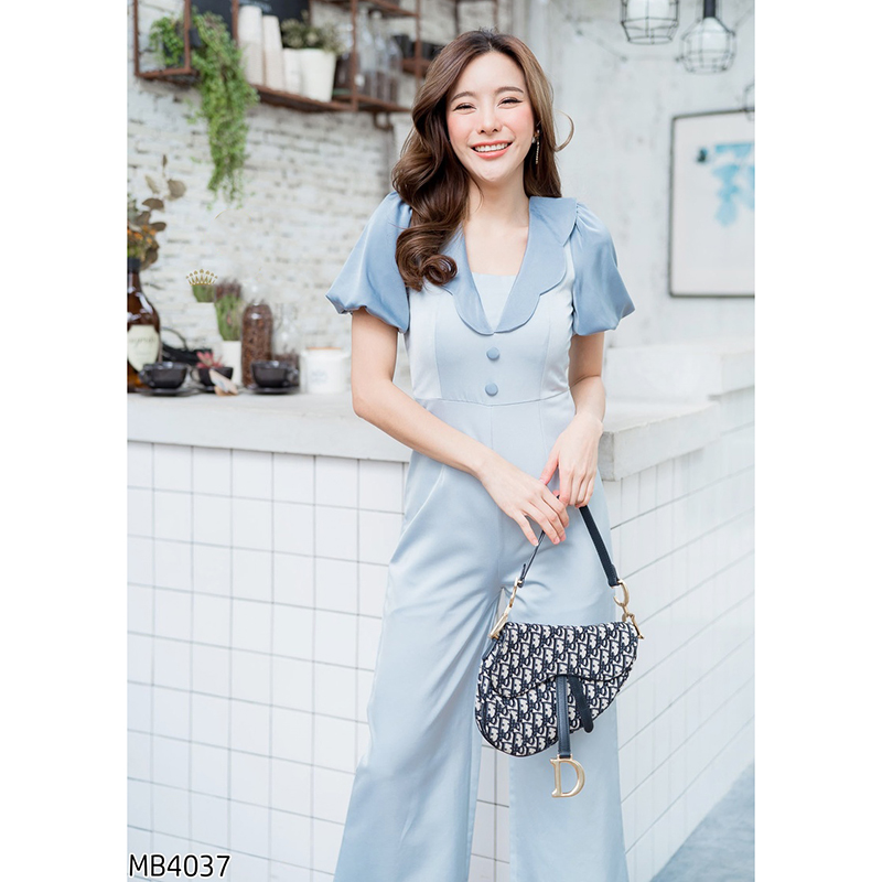 kudapy จั๊มสูทสีชมพู/ยีนส์สีอ่อน คอวีระบายขายาวใส่สบายสวยดูดี