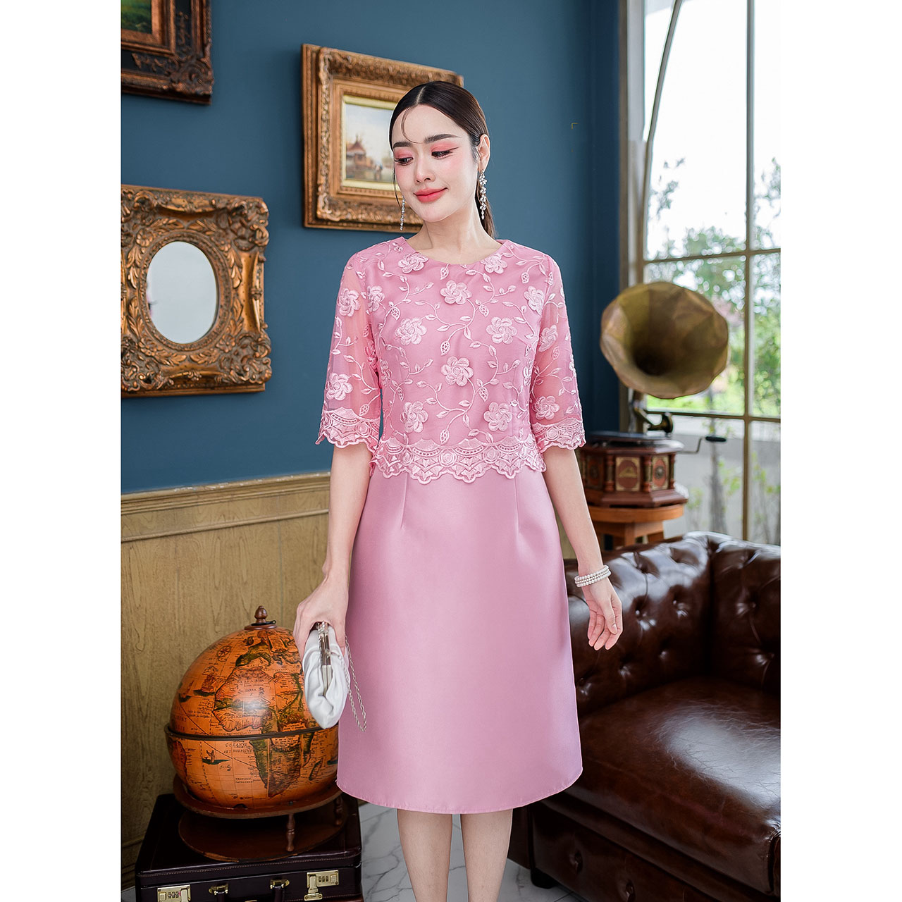 kudapy เดรสสั้นสีชมพู/สีฟ้า ผ้าไหม ผ้าตาข่ายปักลายดอกไม้ งานดี สวยมีซับในทั้งชุด