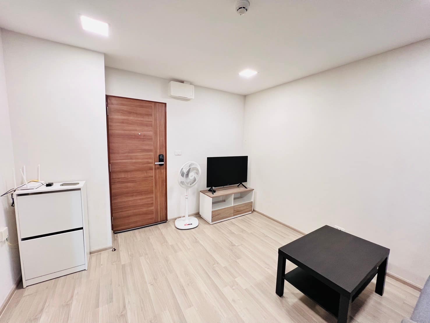 ปล่อยเช่าคอนโด Plum Condo Saphanmai Station (พลัม คอนโด สะพานใหม่ สเตชั่น) - โซนพื้นที่ BTS สะพานใหม่ - 2ห้องนอน 1ห้องน้ำ 1ห้องนั่งเล่น - ขนาดห้อง 40 ตรม. ชั้น 4