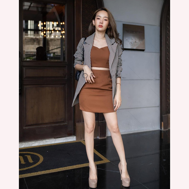 kudapy set สูท 3 ชิ้น ใช้ผ้าเกรดอย่างดีในการตัด งานสวยมากๆๆ มีซับทั้งชุด