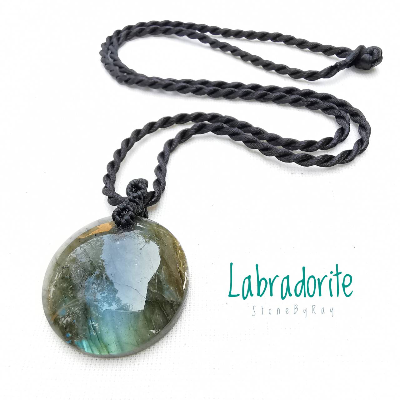สร้อยคอเชือกจี้หินลาบราโดไลท์ Labradorite