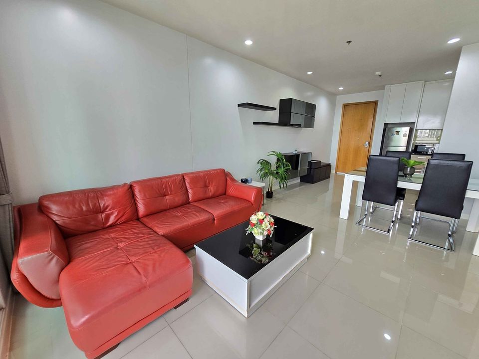 ปล่อยเช่าคอนโด Circle Condominium (เซอร์เคิล คอนโดมิเนียม) - 2ห้องนอน 2ห้องน้ำ 1ห้องนั่งเล่น - ใกล้ MRT เพชรบุรี ARL มักกะสัน - ขนาดห้อง 75 ตรม. ชั้น 12 ตึก 2