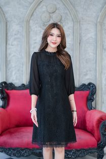 kudapy เดรสสั้นสีดำ/สีน้ำตาล /สีเทาฟ้า ลูกไม้งานสวยน่ารักมากๆ ดีเทลสวยหวาน ดีไซน์สวยใช้ผ้าลูกไม้เนื้อดี คอจับจีบตุ๊กตาน่ารักล้อมด้วยลูกไม้รอบคอ