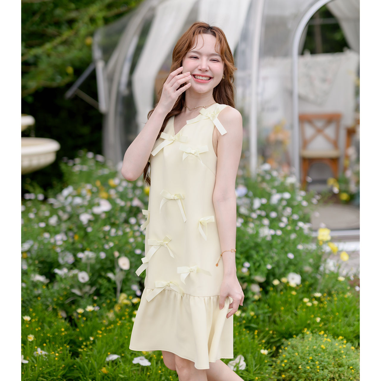 kudapy เดรสสั้นสีเหลือง/สีเขียวมิ้นท์/สีชมพู เดรสชายกระโปรงจับจีบเป็นระบายรอบตัว แขนกูด ตัวเดรสแต่งโปว์สวยดูดี