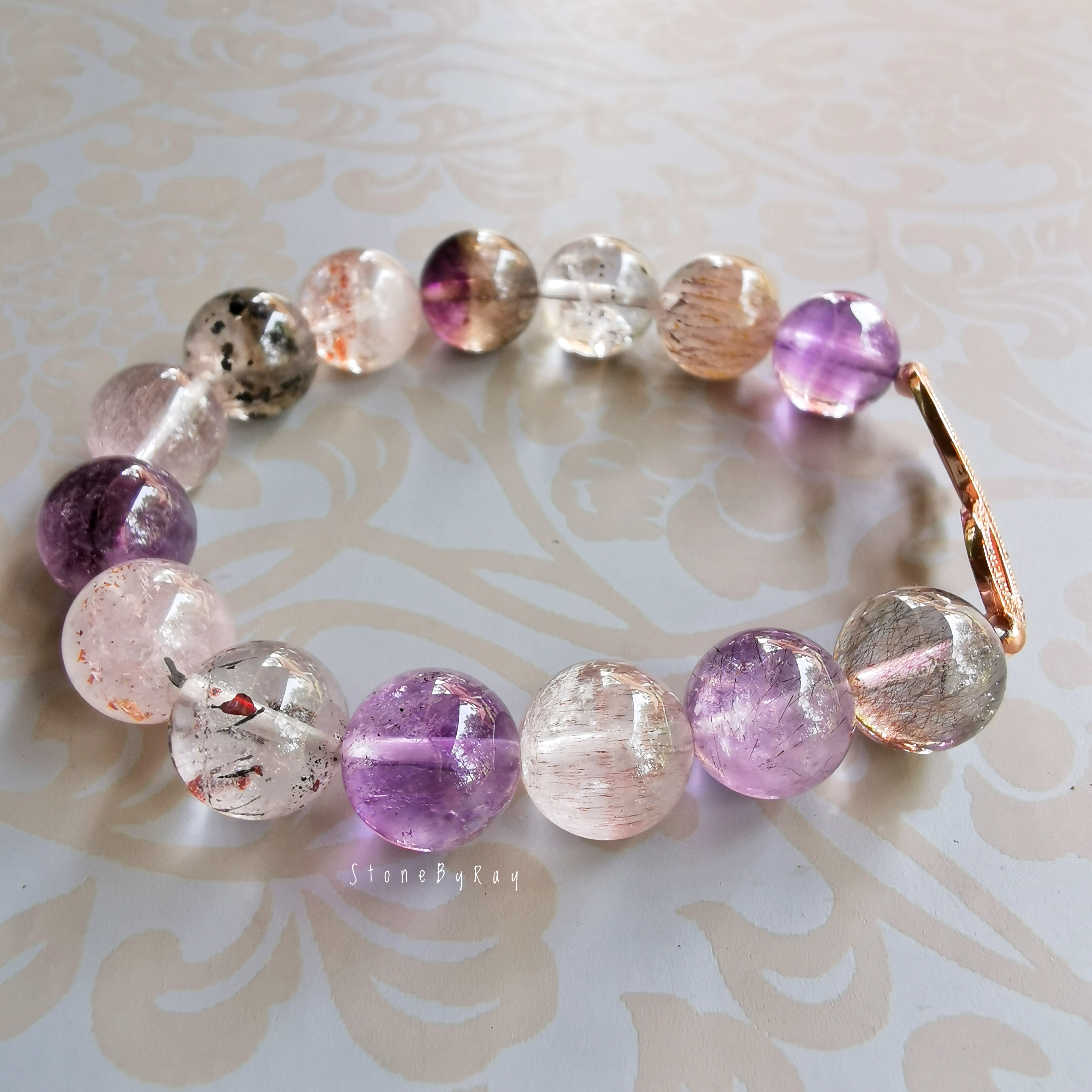 สร้อยข้อมือหินซุปเปอร์เซเว่น (Super seven)