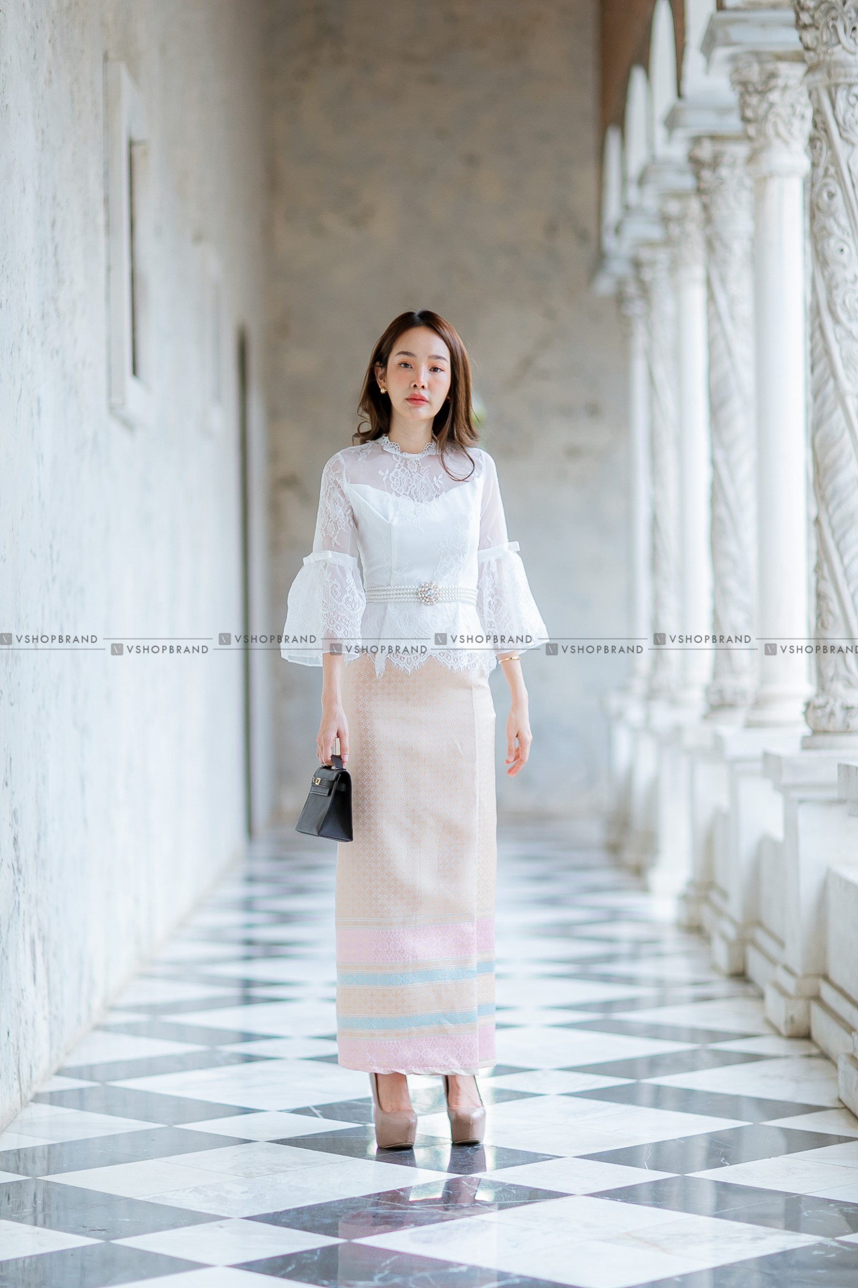 kudapy เซ็ตเสื้อ+ผ้าถุงพิมพ์ลาย สีทอง/สีขาวครีม แขนกระดิ่ง ทรงสวย ชุดไปงานแต่ง ชุดไทยประยุกต์