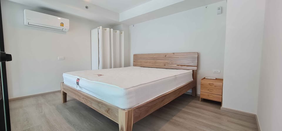 ปล่อยเช่า IDEO Charan 70 - Riverview (ไอดิโอ จรัญ 70 - ริเวอร์วิว) - โซนพื้นที่ MRT บางพลัด Duplex2ชั้น 1ห้องนอน 1ห้องน้ำ 1ห้องนั่งเล่น - ขนาดห้องด้านล่าง 37 ตรม. ชั้น 32 วิวแม่น้ำ - ให้เช่า 19,000 ต่อเดือน